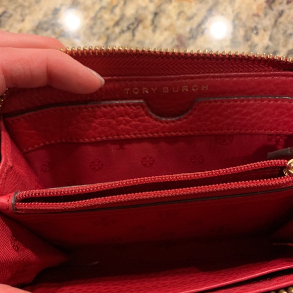 Tory Burch Wristlet/Wallet - Picture 8 of 8